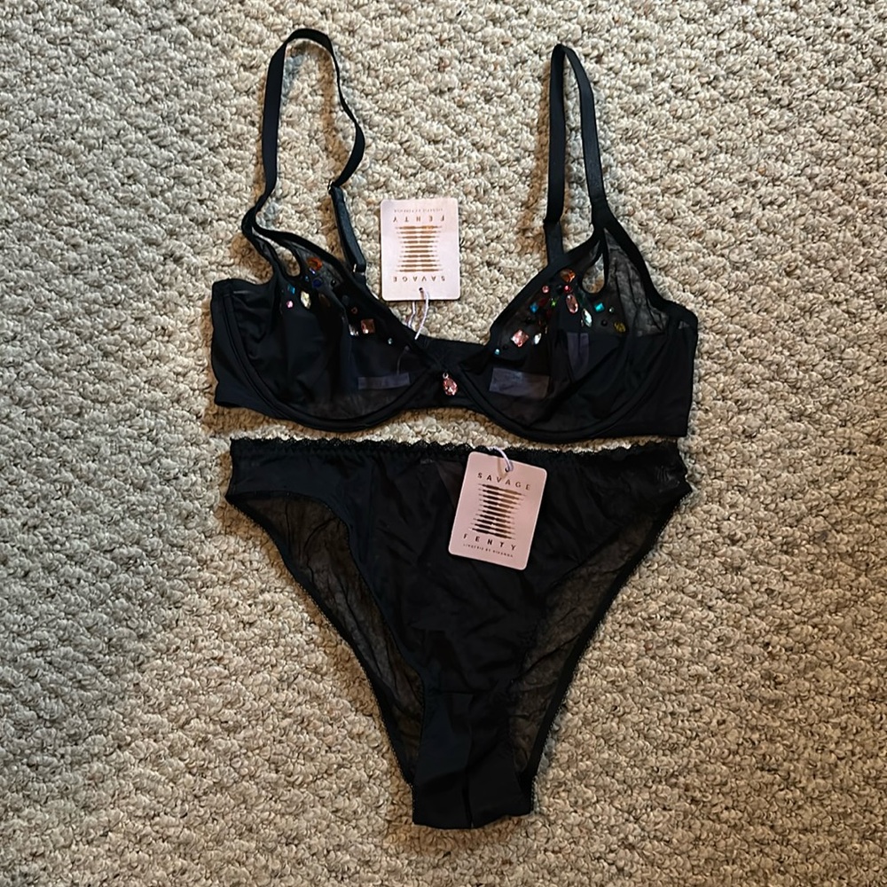 NWT Sheer Black Rhinestone Set || SavageXFenty